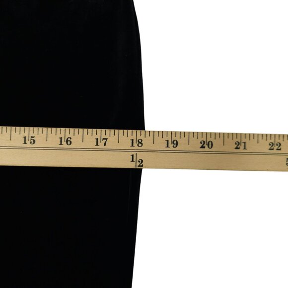 Chicos Velvet Pull On Pants Womens Size 1 US 8 Stretch Mid Rise Ankle Black - Picture 14 of 16